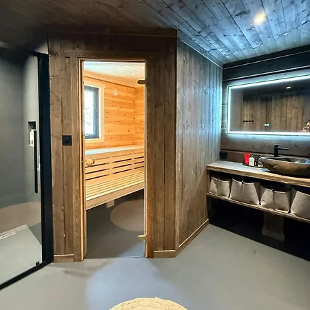 Ferienhaus Log With Inout At